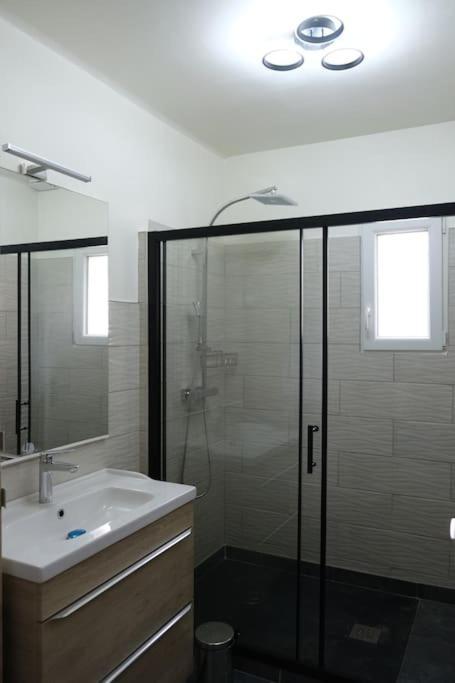 Maison Confortable A Ansouis Dans Le Luberon Ngoại thất bức ảnh