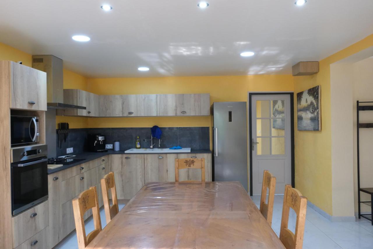 Maison Confortable A Ansouis Dans Le Luberon Ngoại thất bức ảnh