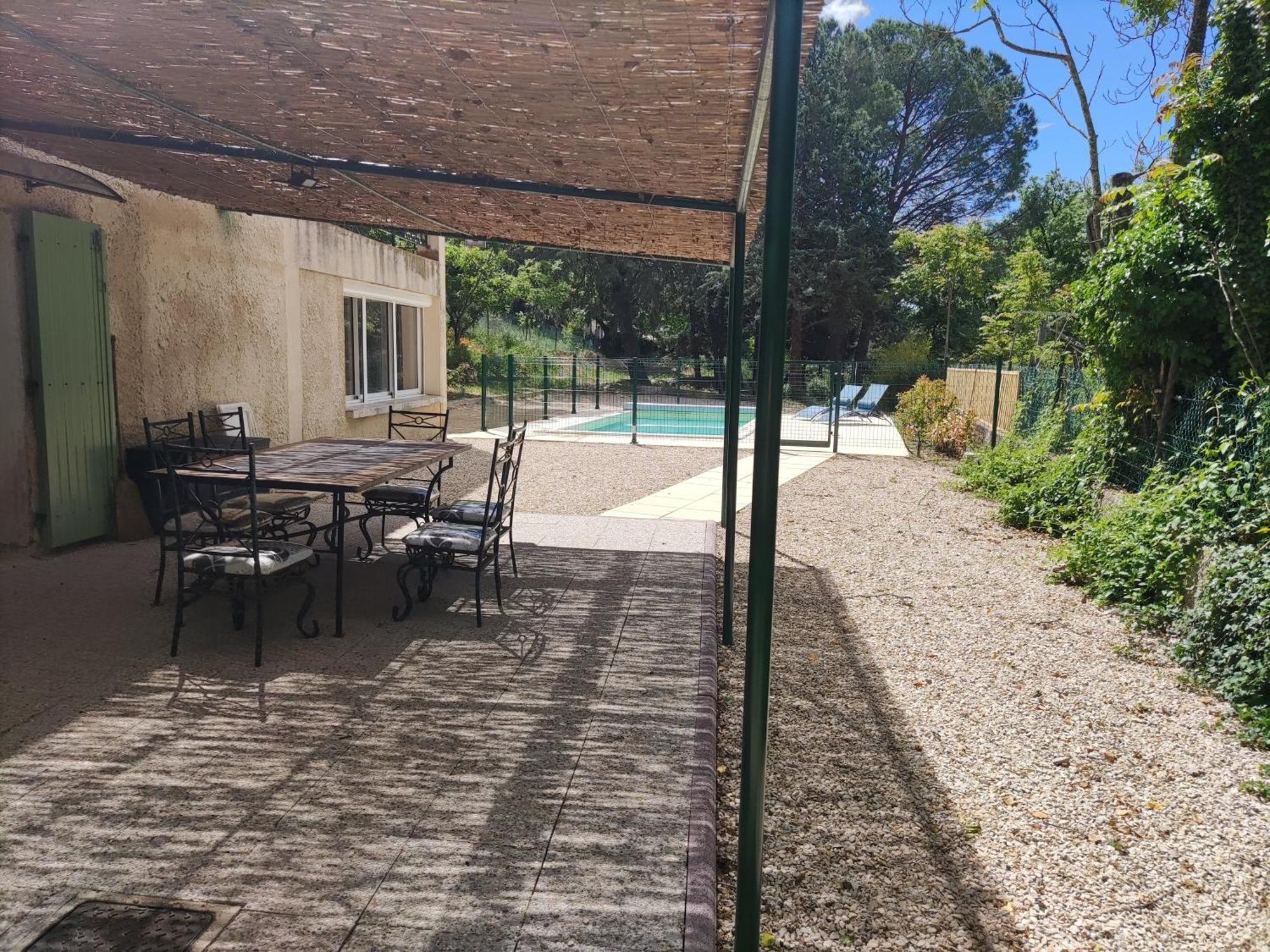 Maison Confortable A Ansouis Dans Le Luberon Ngoại thất bức ảnh